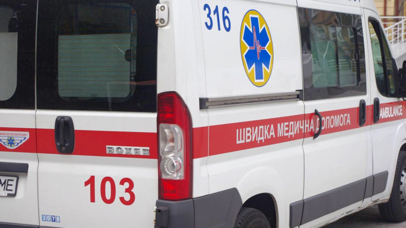 На западе Украины военкомы ездят на машинах скорой помощи