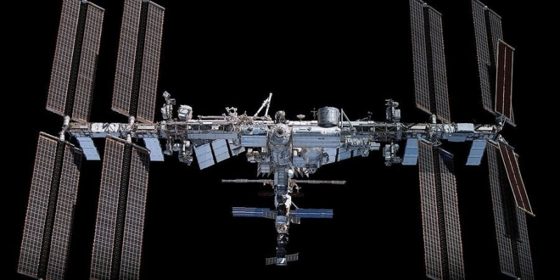 Чому&nbsp;б і ні. NASA вирішило продовжити співпрацю з&nbsp;Росією на&nbsp;МКС до&nbsp;2026 року