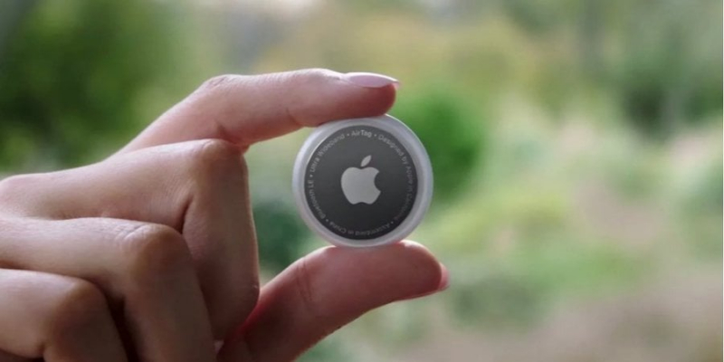 Примирення техногігантів. Google та Apple об'єдналися, аби припинити переслідування людей за допомогою AirTag